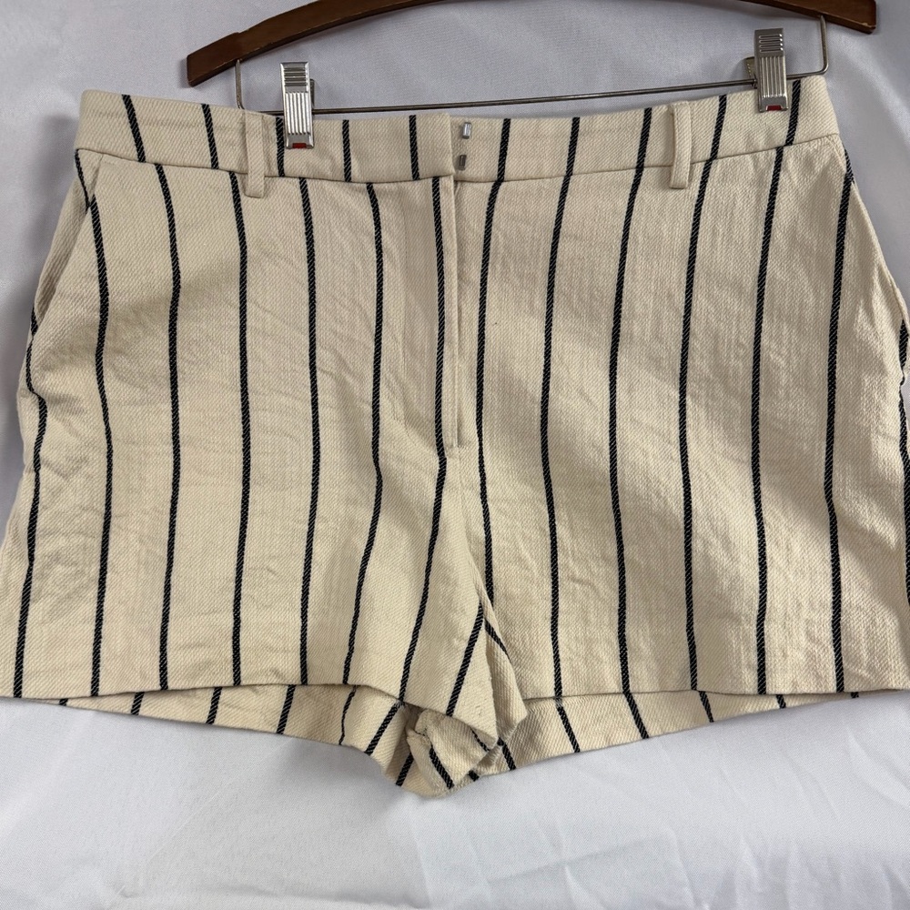 Express High Waist Cream and Black Striped Shorts - Picture 3 of 5